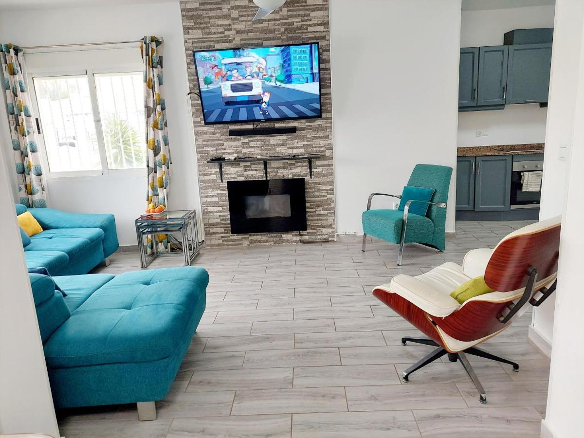 Fabulous Detached Large Villa 5 Bedrooms 3 Bathrooms Backing Onto Villamartin Golf Course Villamartin (Valencia) Exterior foto