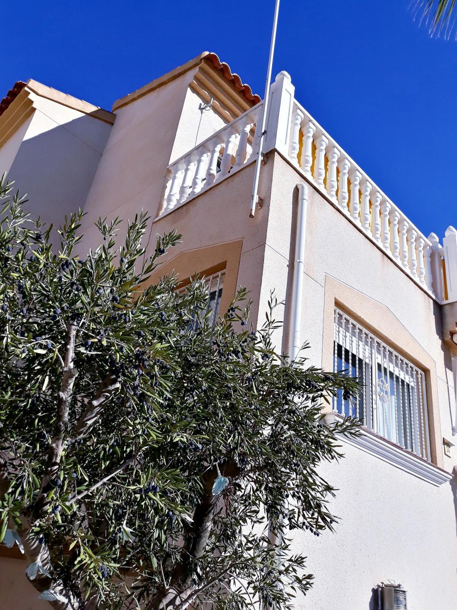 Fabulous Detached Large Villa 5 Bedrooms 3 Bathrooms Backing Onto Villamartin Golf Course Villamartin (Valencia) Exterior foto