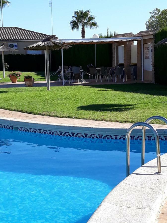 Fabulous Detached Large Villa 5 Bedrooms 3 Bathrooms Backing Onto Villamartin Golf Course Villamartin (Valencia) Exterior foto